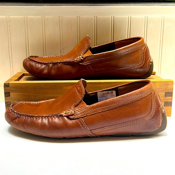 Clarks Other - Clark’s Slide-On Leather Loafer: S-7.5M